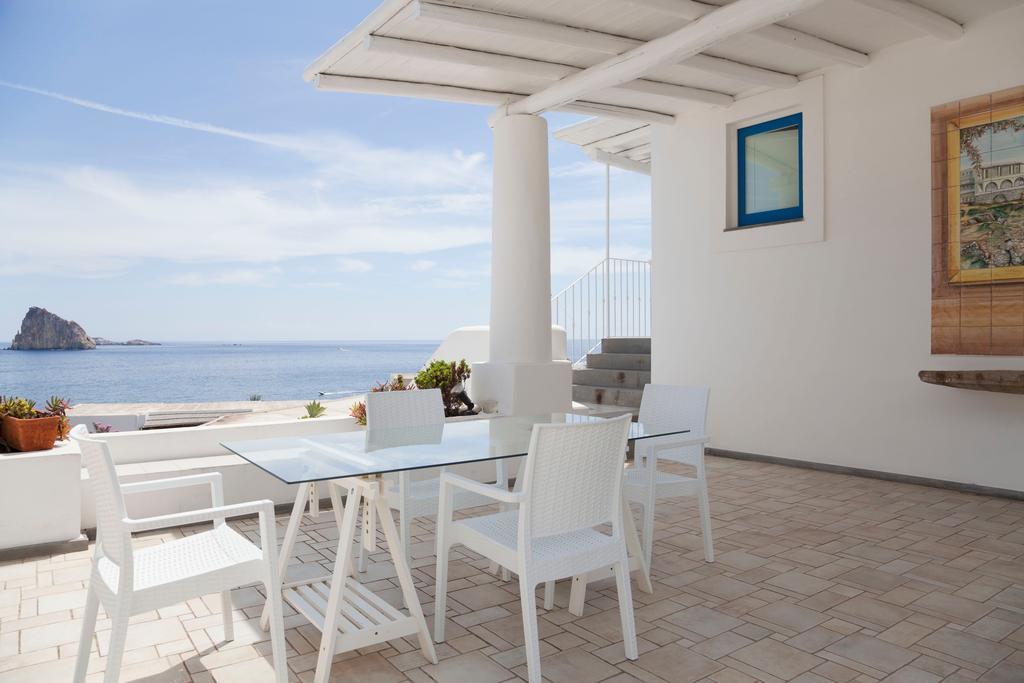 Hotel La Terrazza Panarea Zewnętrze zdjęcie