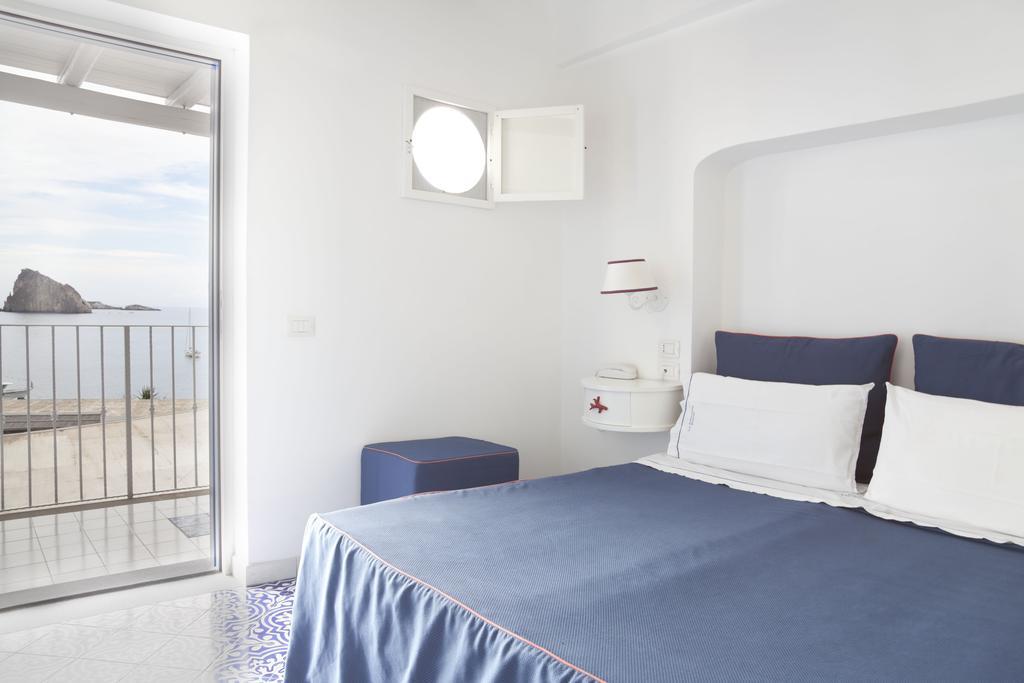 Hotel La Terrazza Panarea Zewnętrze zdjęcie