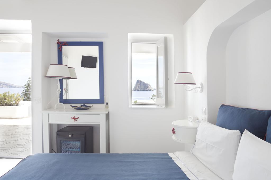 Hotel La Terrazza Panarea Zewnętrze zdjęcie
